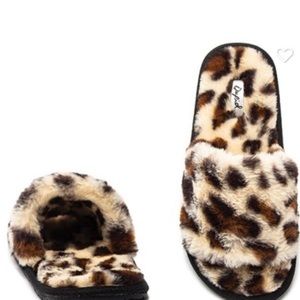 Faux fur  flat fuzzy slippers